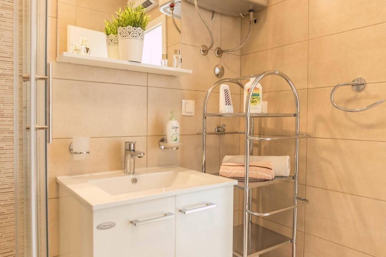 Michelle Apartment Crikvenica Ngoại thất bức ảnh